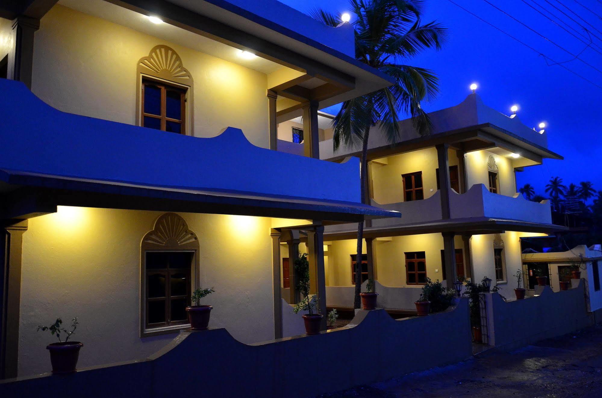 Hotel Garima Of Mandrem Esterno foto