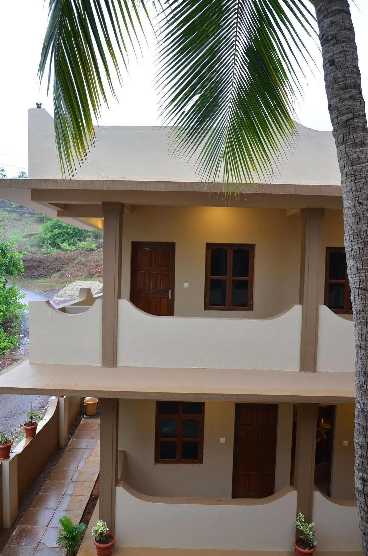 Hotel Garima Of Mandrem Esterno foto
